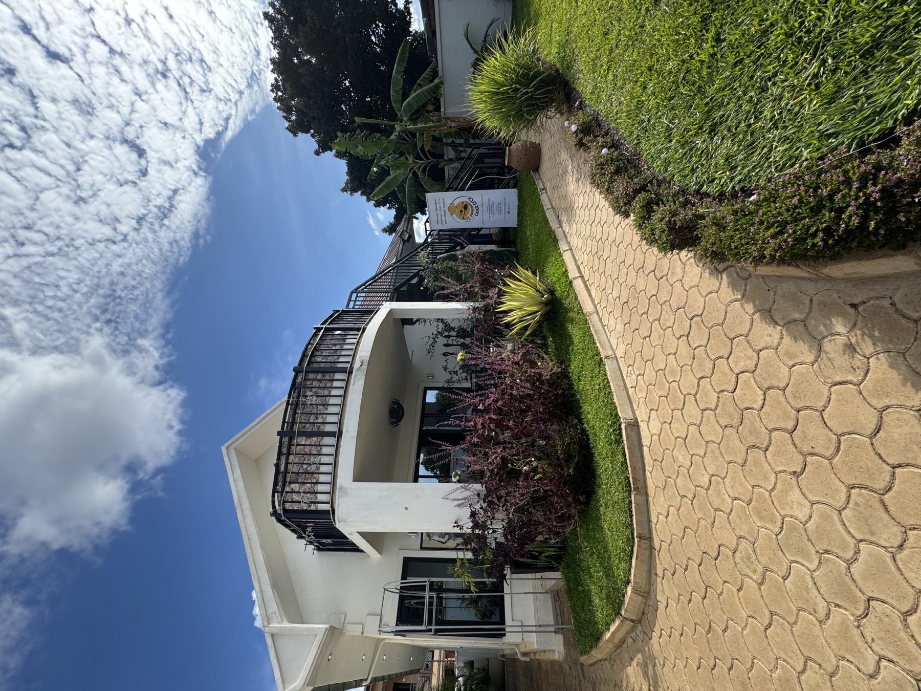 La résidence Goût D'Or et son jardin à Lubumbashi